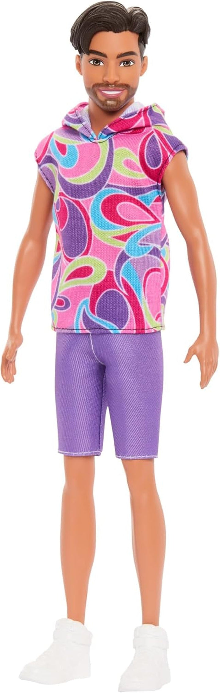 Barbie Fashionistas Ken Doll nr. 227 cu ținută care amintește de aspectul total al părului, păpușă de modă brunetă cu barbă scurtă și fizic subțire, 65th Anniversary Collectible Figure, HRH26 Papusi Naty Shop