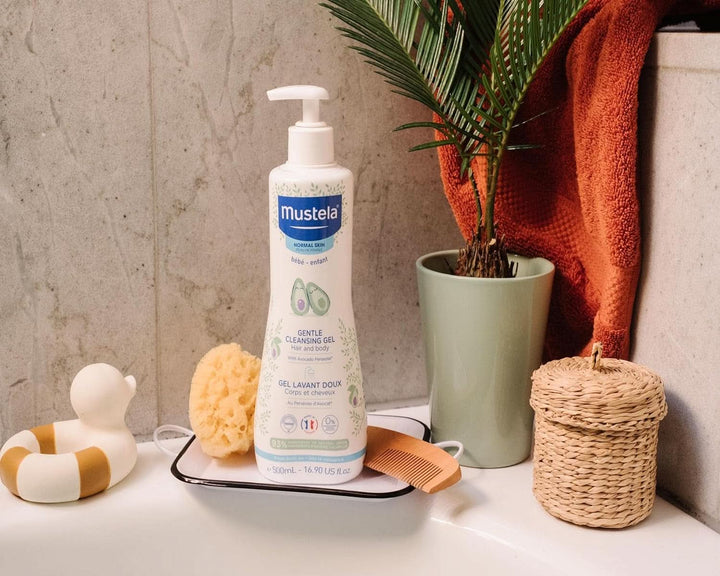 Mustela, Gel de curățare delicat, 500 ml Mama si Copilul Naty Shop