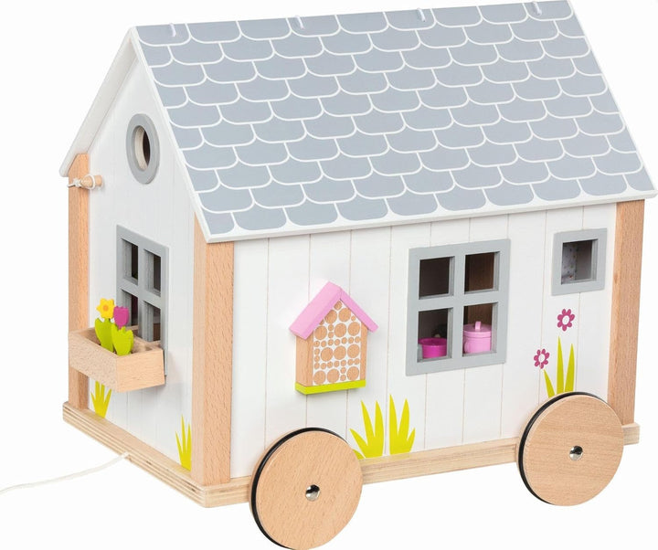 Goki 51477 - Casă mică Hygge din lemn și textile pentru păpuși mini, casă de păpuși mobilă în stil scandinav, 38Cm X 27Cm X 33Cm, set de 40, de la 3 ani Casute de papusi Naty Shop