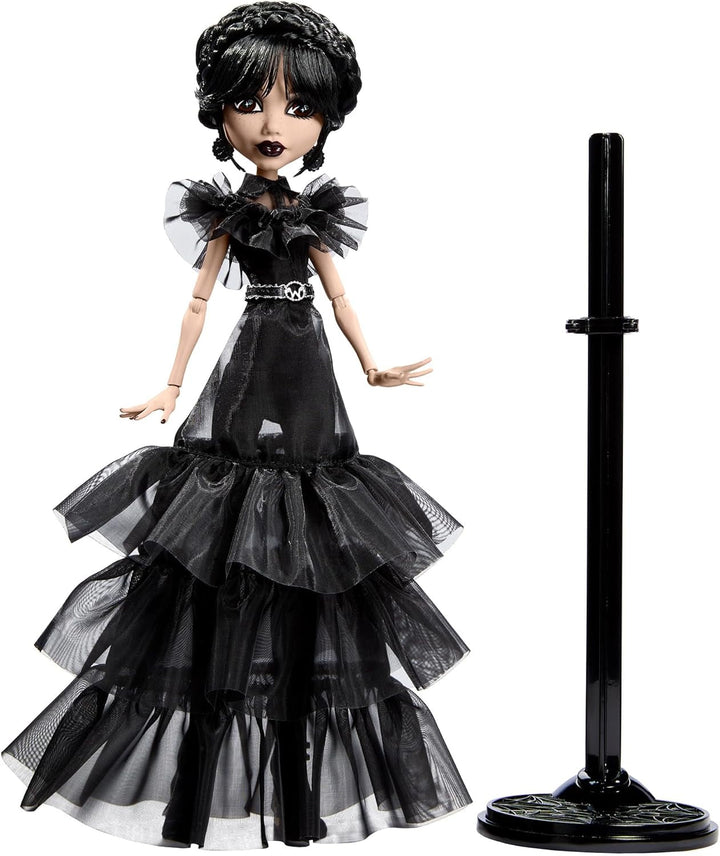 Păpușă Monster High Wednesday, figurină de colecție Rave'N Wednesday în rochie gotică neagră, inspirată de scena de dans, accesorii premium și suport pentru păpușă, HXJ03 Papusi Naty Shop