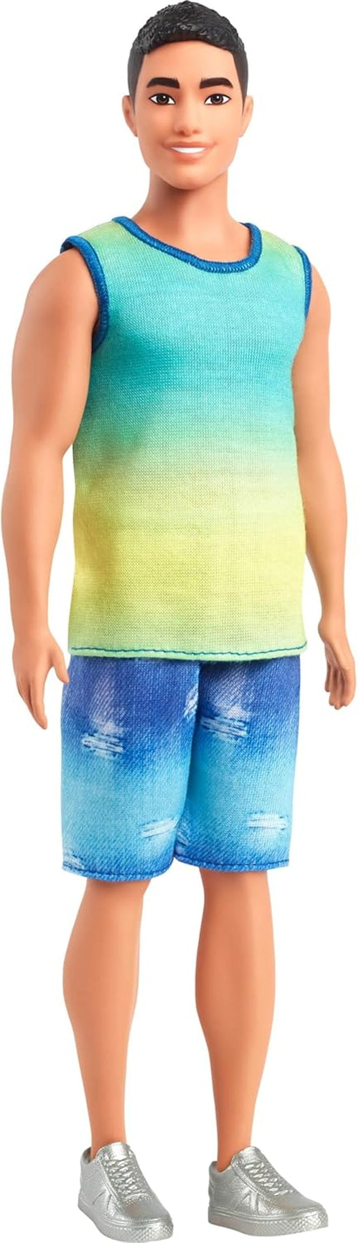 Barbie Fashionistas Ken Doll nr. 227 cu ținută care amintește de aspectul total al părului, păpușă de modă brunetă cu barbă scurtă și fizic subțire, 65th Anniversary Collectible Figure, HRH26 Papusi Naty Shop Albastru-verde