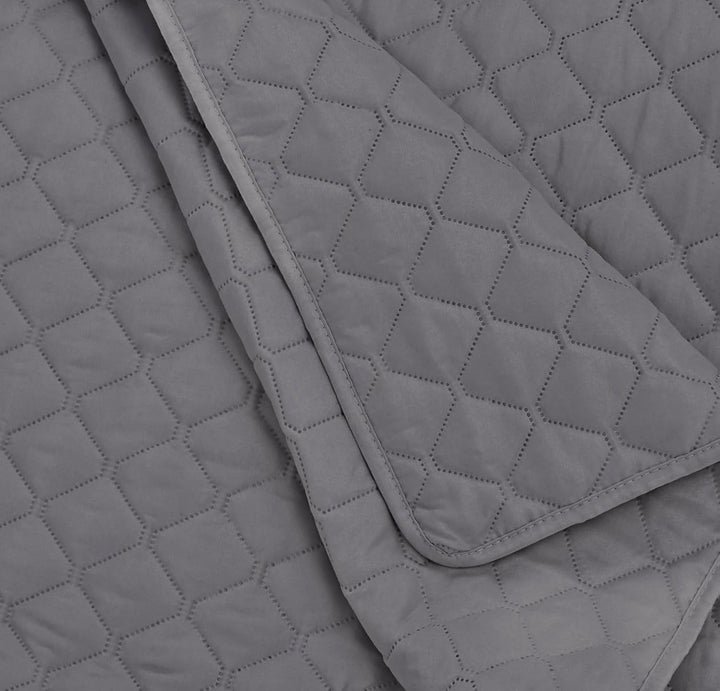 Amazon Basics cuvertură supradimensionată cu relief, 170 X 210 cm, model de diamant gri închis Paturi si Cuverturi Besuche den Amazon Basics-Store