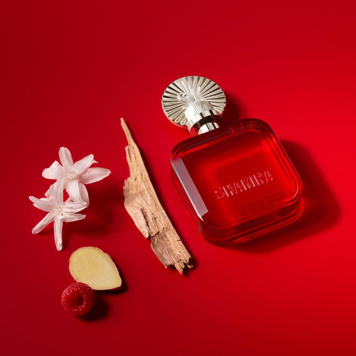 Shakira Parfums – ROJO by Shakira Apă de Parfum pentru Femei – De lungă durată – Parfum puternic, senzual și fermecător – Note florale, picante și de chihlimbar – Ideal pentru zi – 50 ml