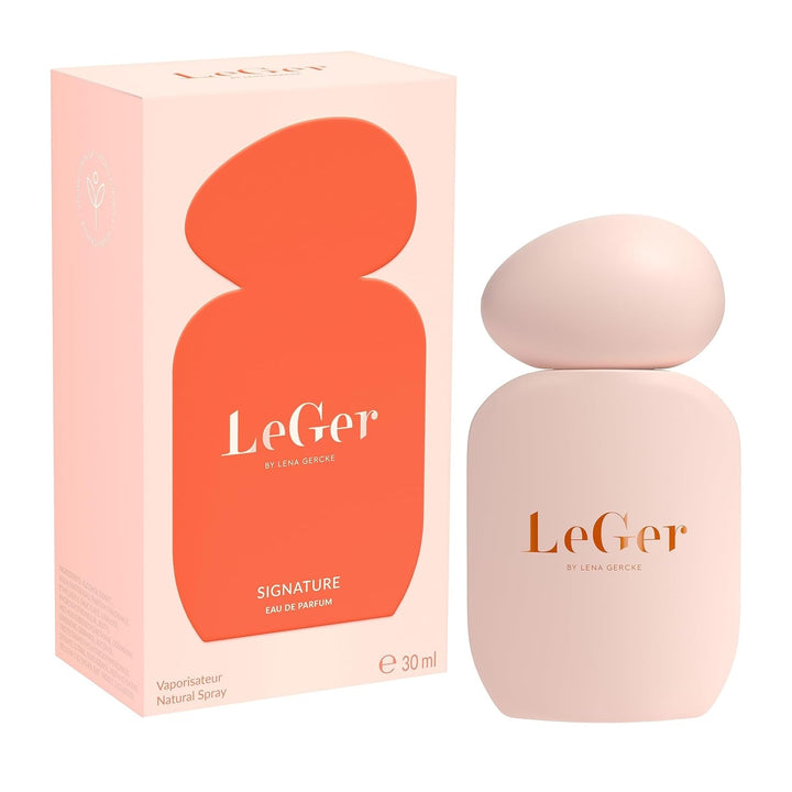 Leger Signature Eau De Parfum, parfum feminin senzual pentru femei cu migdale, lemn de cedru și mosc