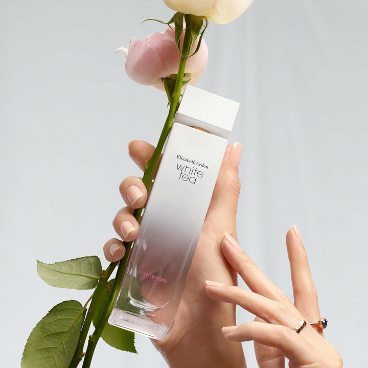 Elizabeth Arden White Tea Wild Rose – Apă de toaletă pentru femei, 50 ml, Parfum floral pentru femei cu o notă lemnoasă, Ingrediente selectate și design elegant, Parfum de zi cu zi